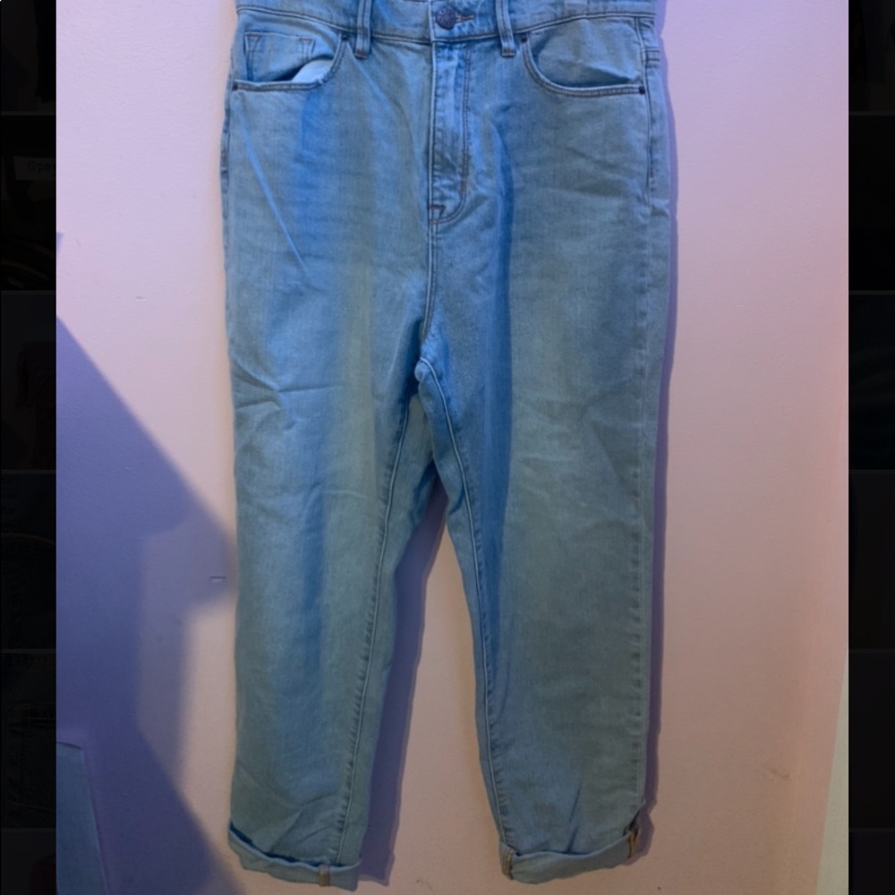 BDG Light Wash High Rise Mom Jeans